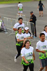 BIB: 843
                            <button type="button" onclick="openModal(3557170)" class="btn btn-primary btn-sm float-right btn-popup" data-toggle="modal" data-target=".modal-high-quality">
                        <i class="fas fa-shopping-cart"></i> Add to Cart
                    </button>
                                            <button type="button" onclick="isThisMe(3557170, true)" class="btn btn-success btn-sm float-right btn-popup btn-isme hidden" data-toggle="tooltip" data-placement="bottom" title="นี่คือรูปของคุณใช่ไหม คลิกที่นี่เพื่อเอาเข้าอัลบั้ม">
                        <i class="fas fa-plus"></i> Add to album
                    </button>
                    <button type="button" onclick="isThisMe(3557170, false)" class="btn btn-warning btn-sm float-right btn-popup btn-isnotme hidden">
                        <i class="fas fa-ban"></i> Remove from album
                    </button>